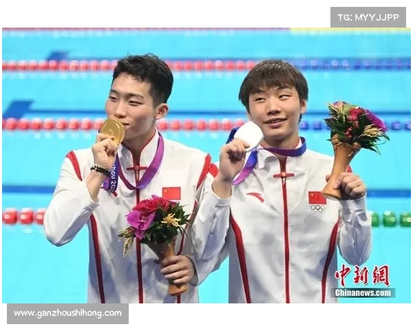 跳水世界杯总决赛王宗源力压群雄郑九源勇夺亚军中国包揽男子三米板冠亚军 跳水世界杯总决赛王宗源力压群雄郑九源勇夺亚军中国包揽男子三米板冠亚军